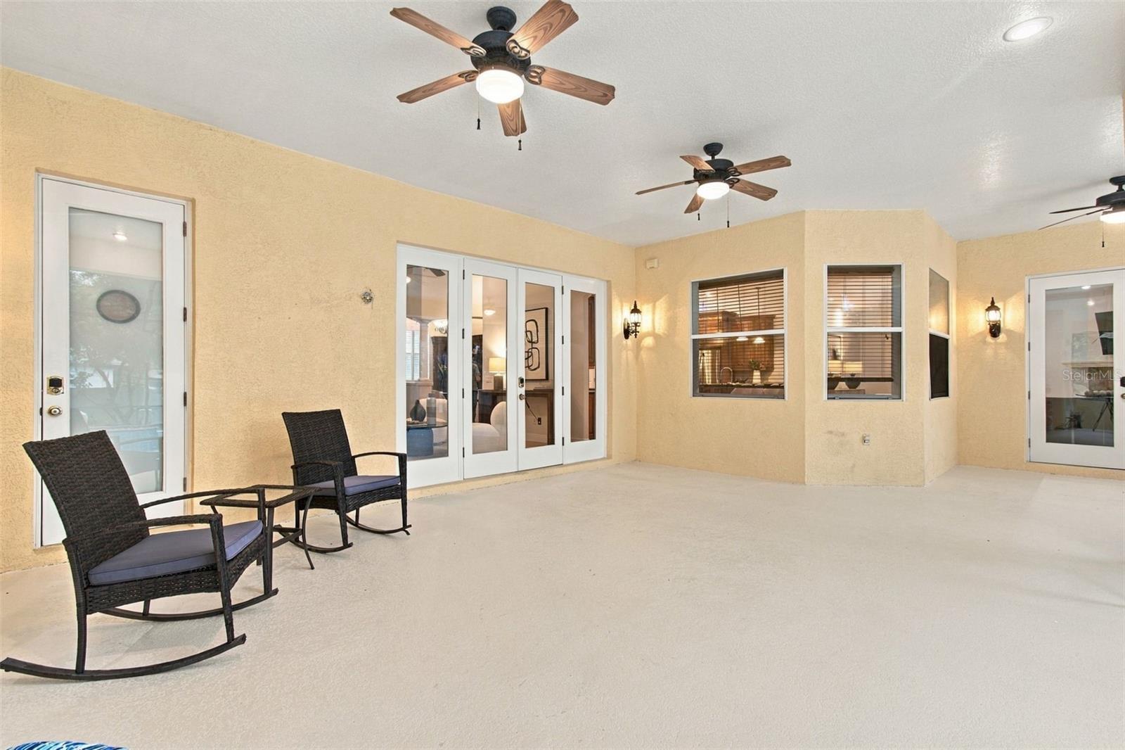 816 CITRUS WOOD LN — photo 78