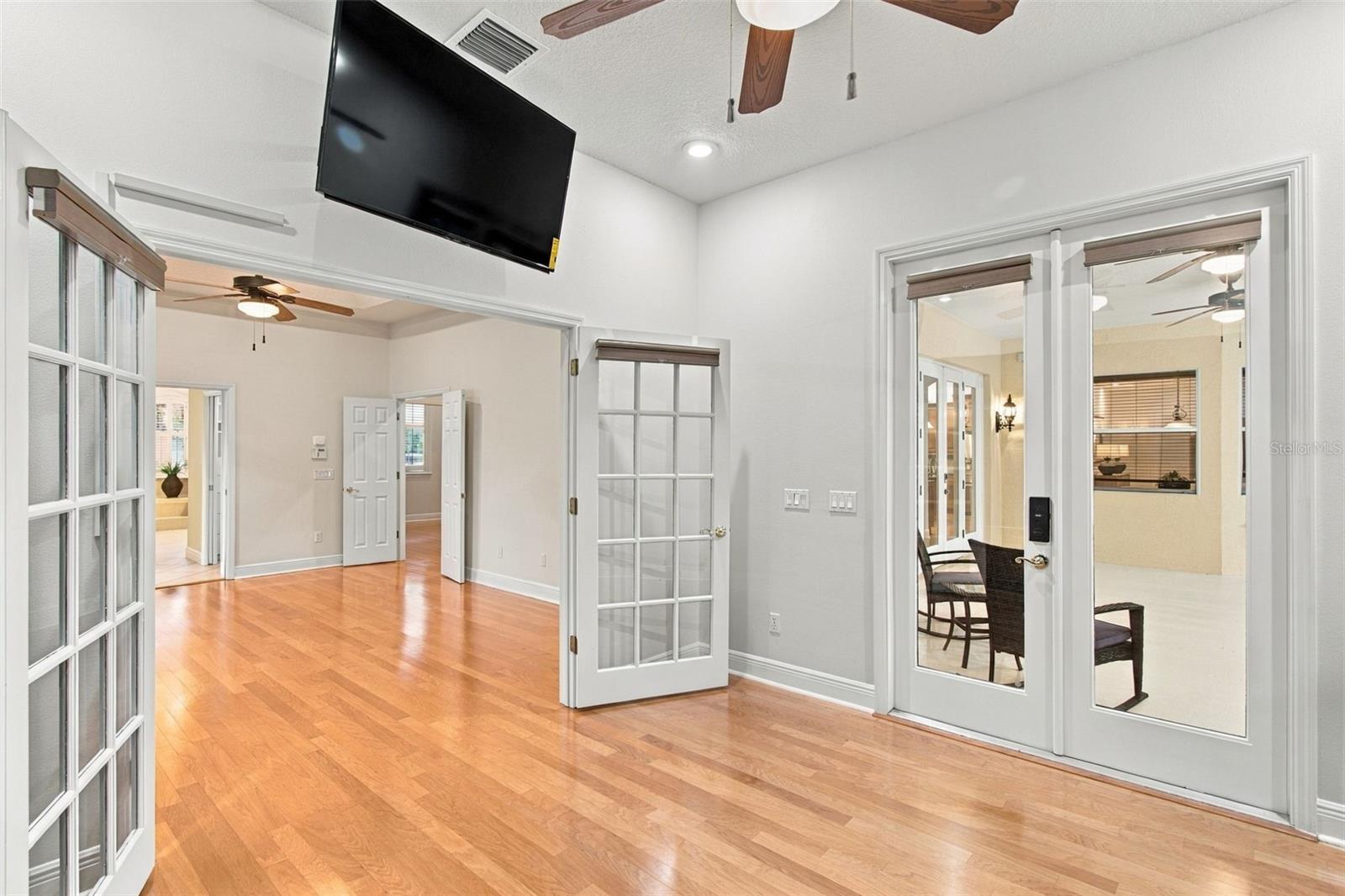 816 CITRUS WOOD LN — photo 58
