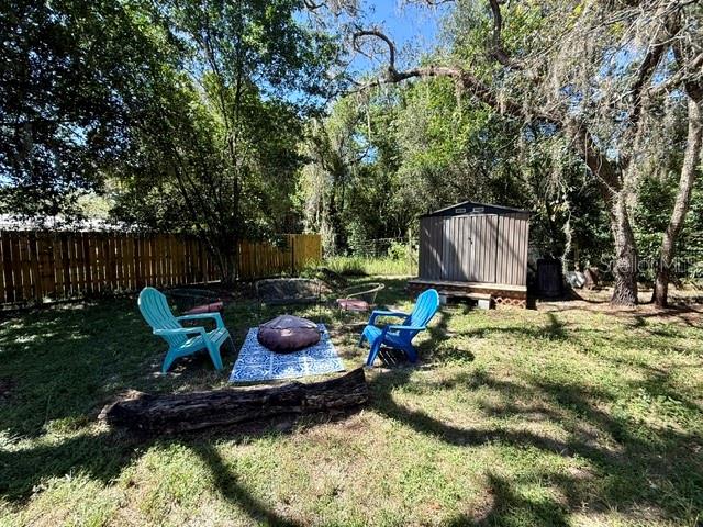 9825 LEGUNA ST — photo 25
