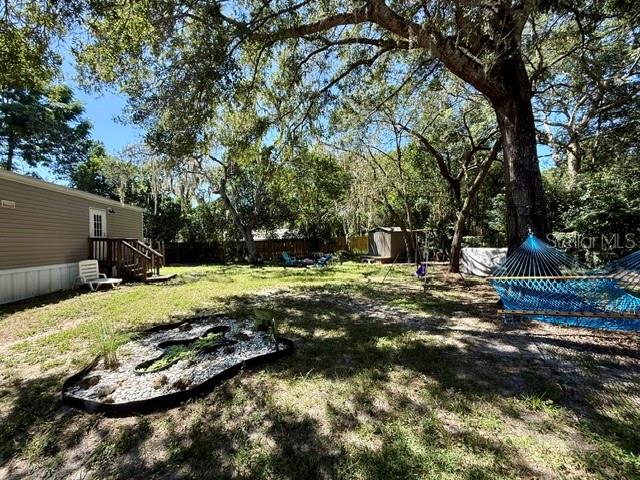 9825 LEGUNA ST — photo 22