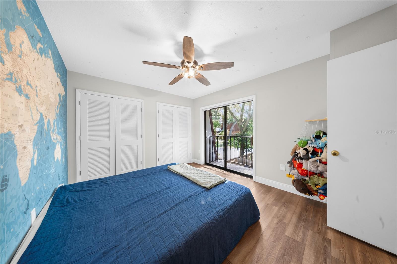 680 1ST CT — photo 14