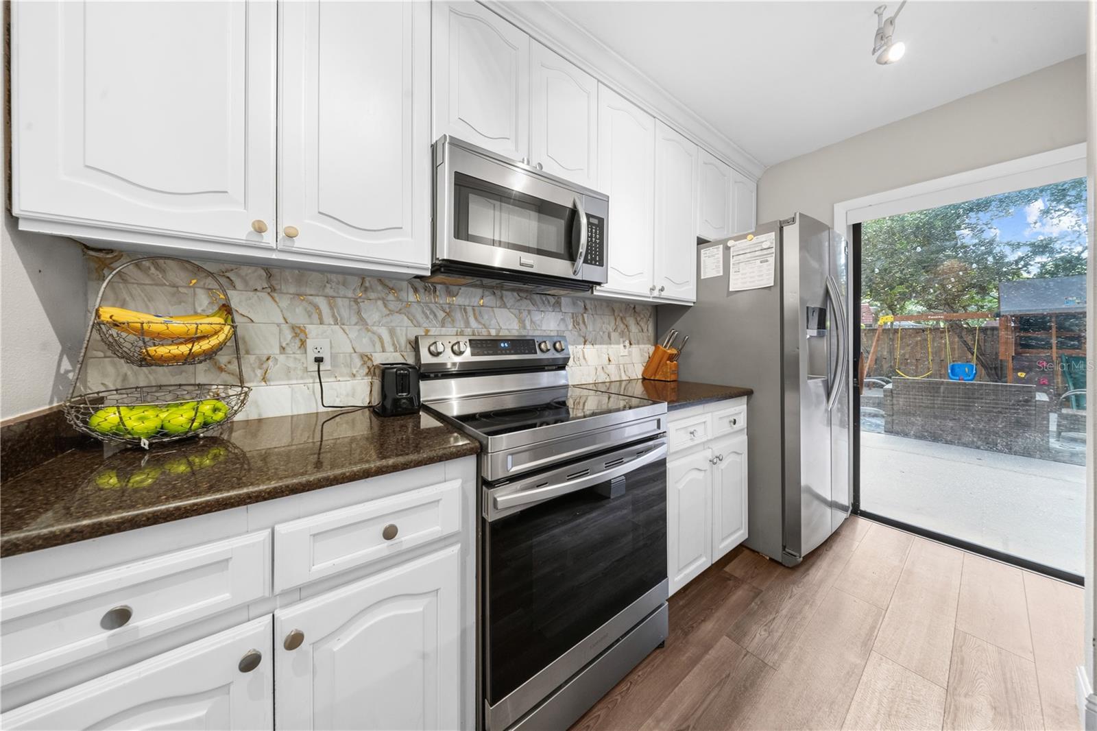 680 1ST CT — photo 8