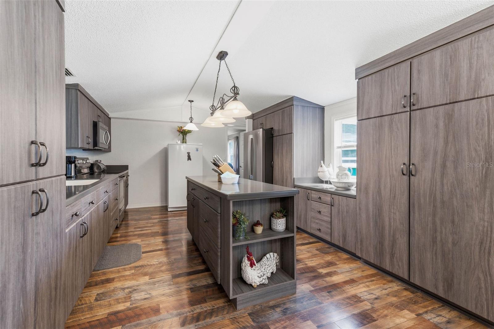 14404 AMY LN — photo 4