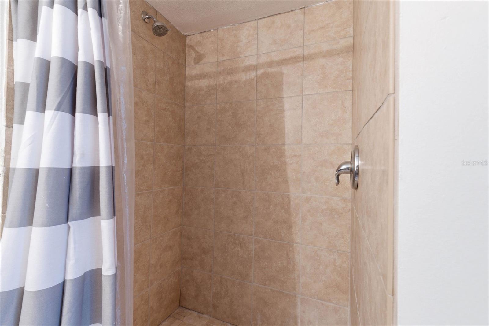 14404 AMY LN — photo 37