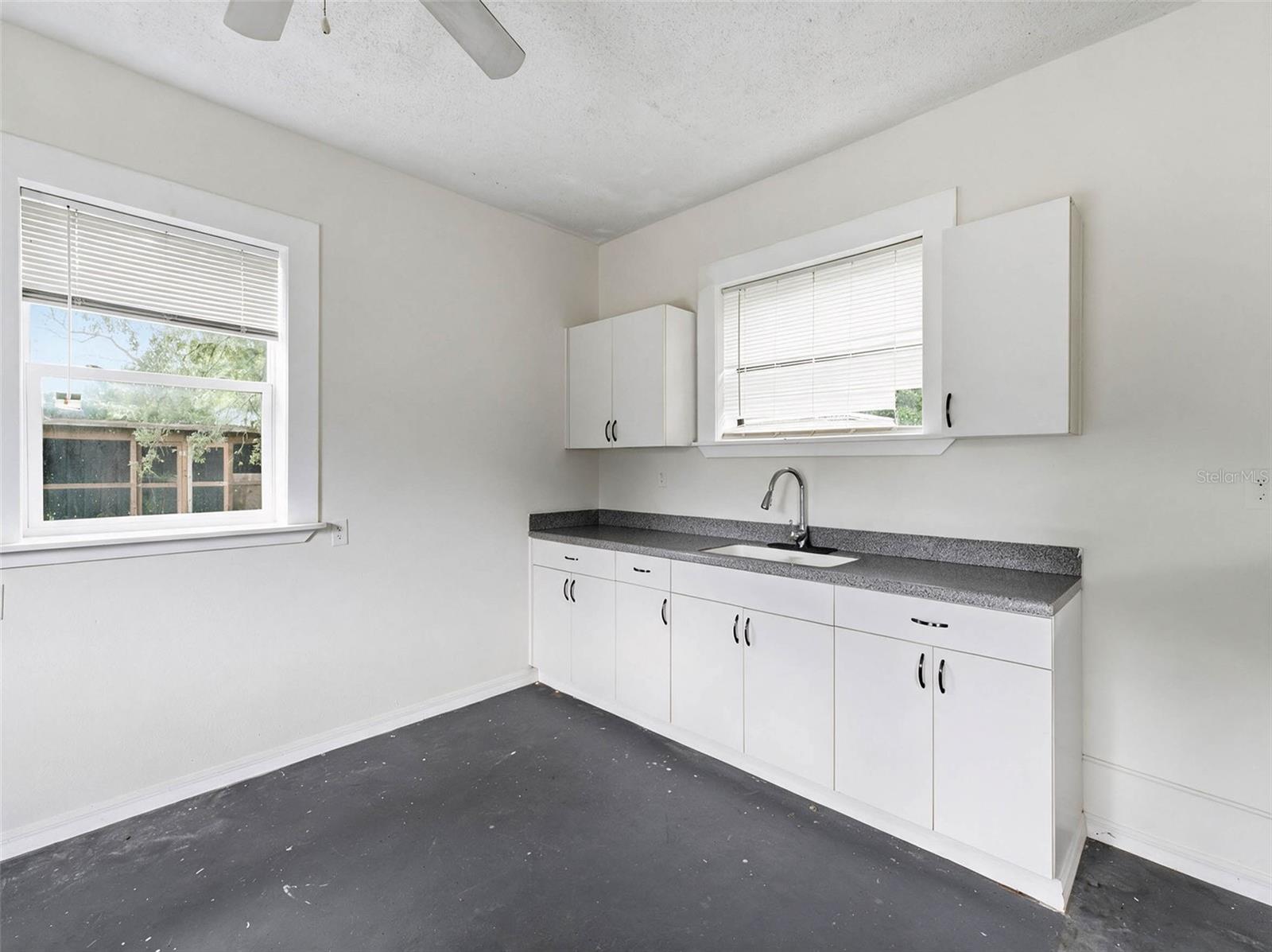 14404 AMY LN — photo 33