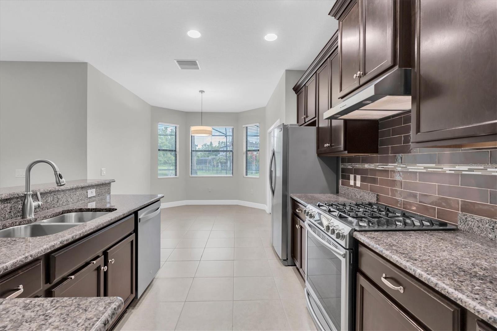 8454 MAY PORT CT — photo 16