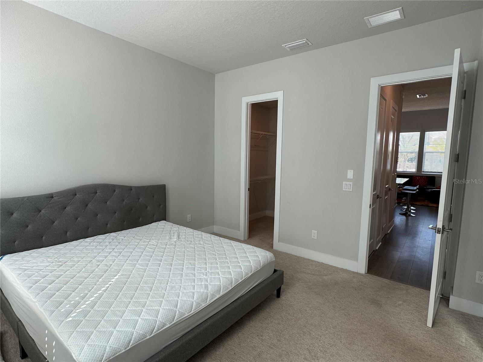 2328 LINDSTROM ST — photo 12