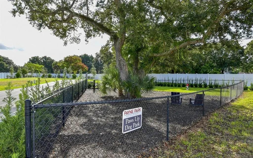 2328 LINDSTROM ST — photo 28