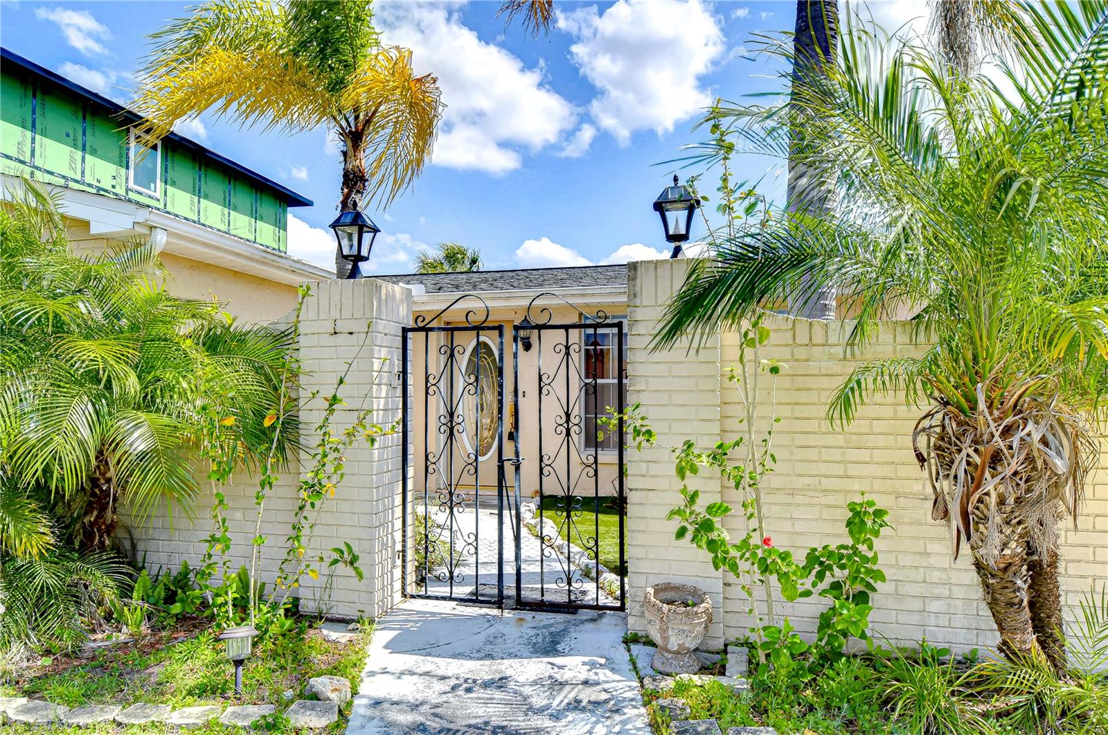 9826 ISLAND HARBOR DR — photo 17
