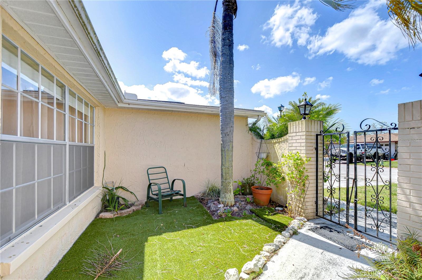 9826 ISLAND HARBOR DR — photo 19
