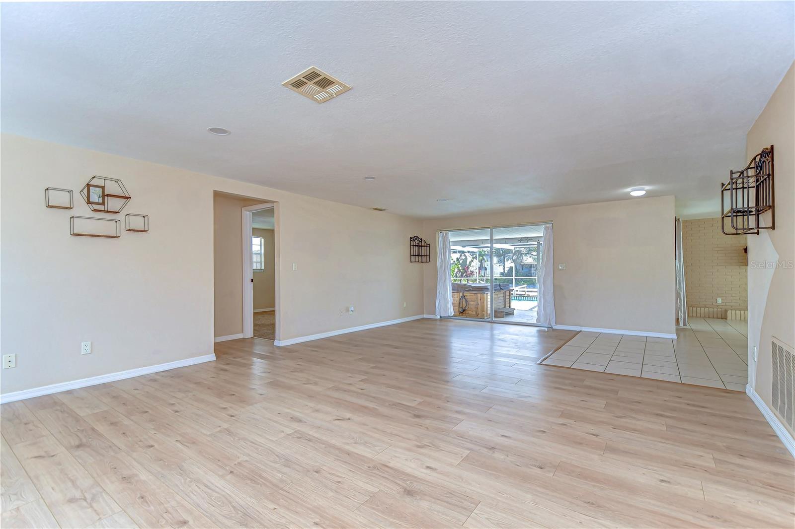 9826 ISLAND HARBOR DR — photo 22