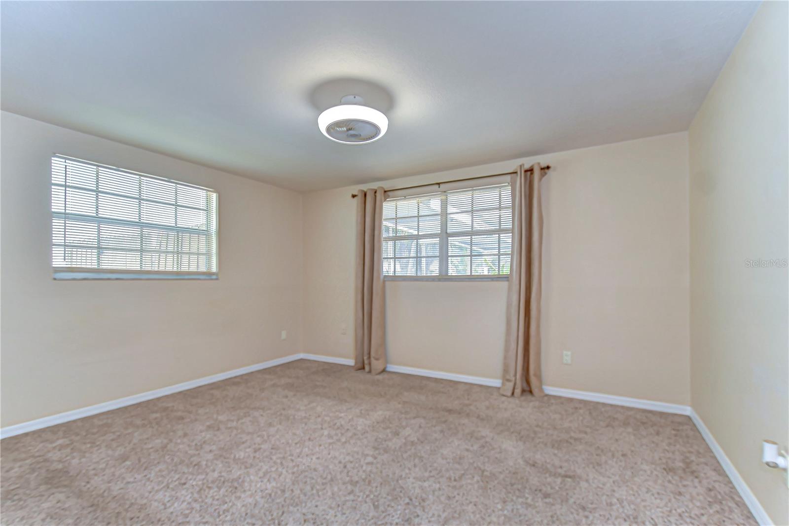 9826 ISLAND HARBOR DR — photo 42