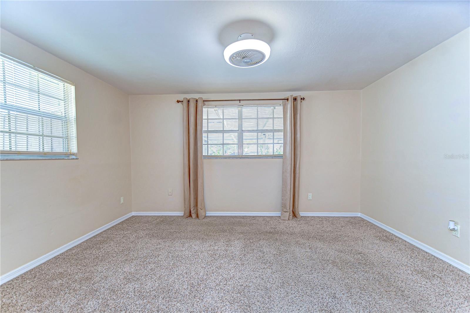 9826 ISLAND HARBOR DR — photo 48
