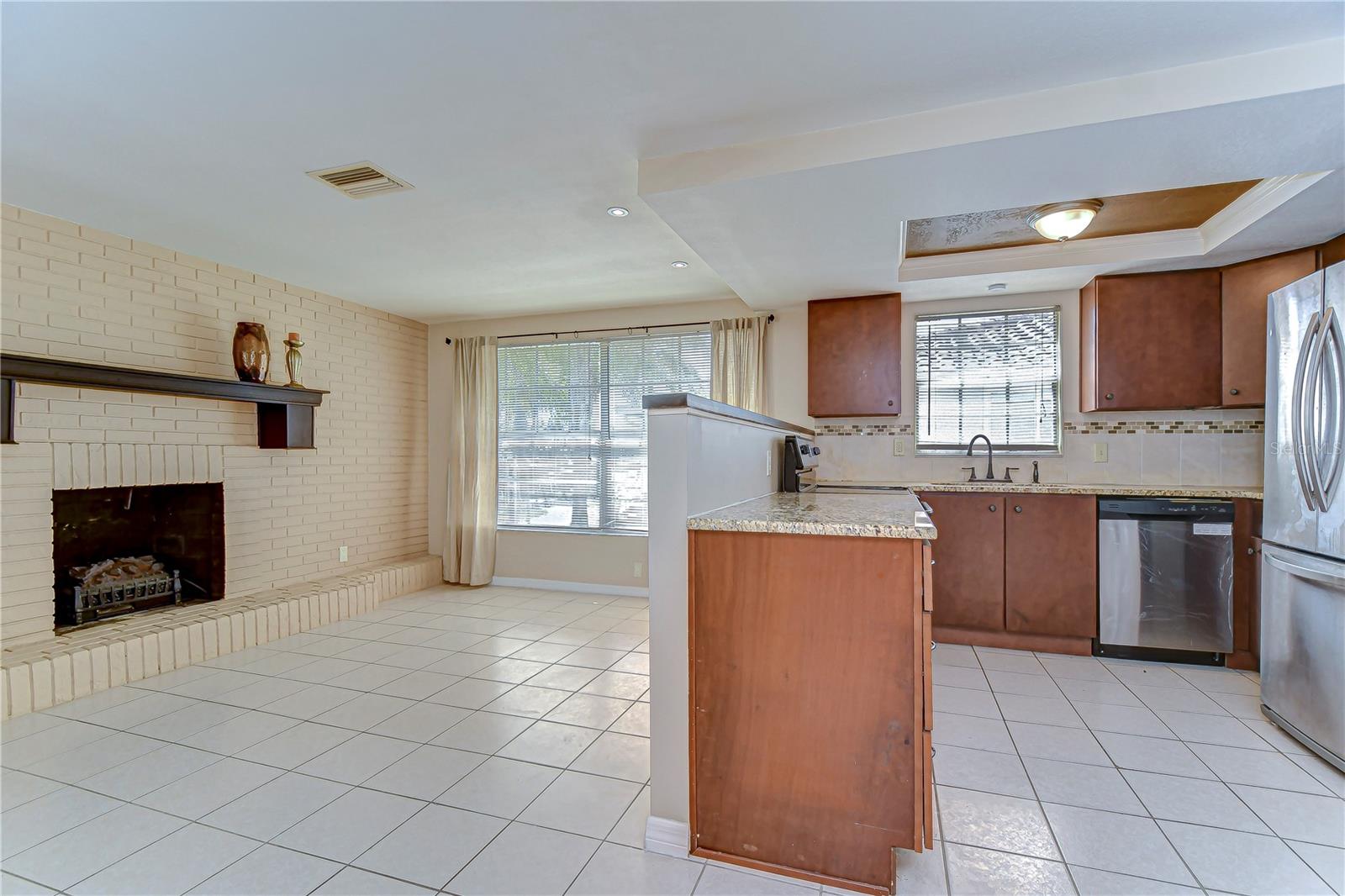 9826 ISLAND HARBOR DR — photo 29