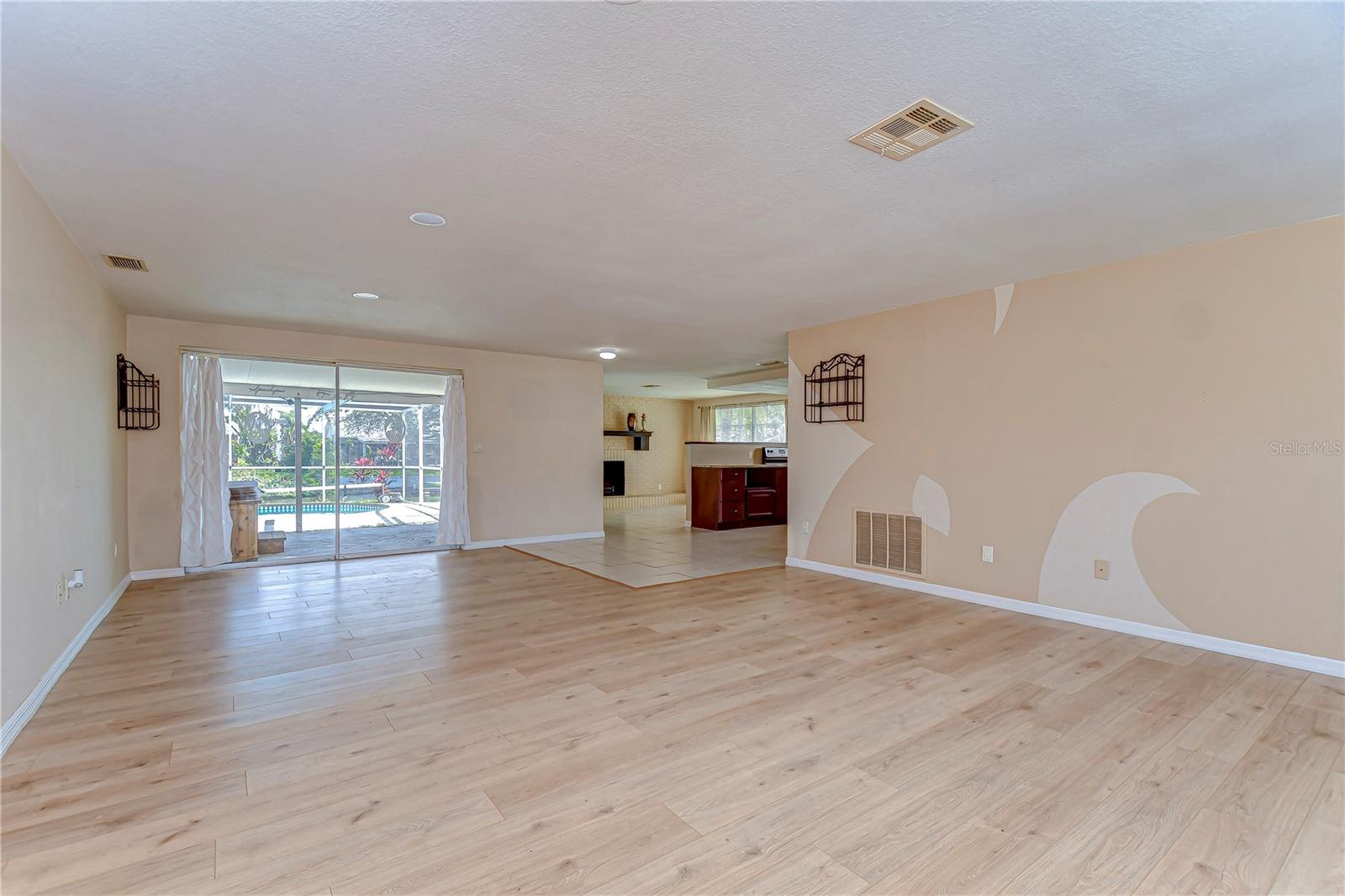 9826 ISLAND HARBOR DR — photo 23