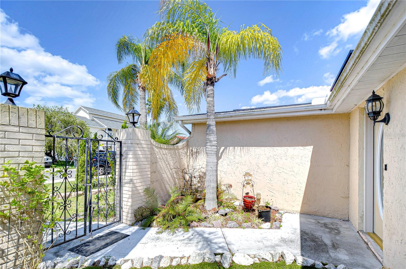 9826 ISLAND HARBOR DR — photo 18