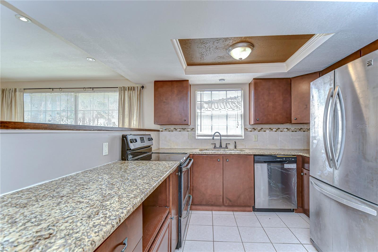 9826 ISLAND HARBOR DR — photo 35