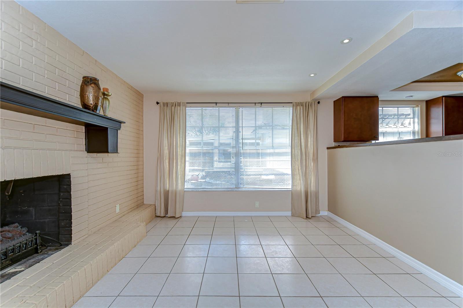 9826 ISLAND HARBOR DR — photo 31