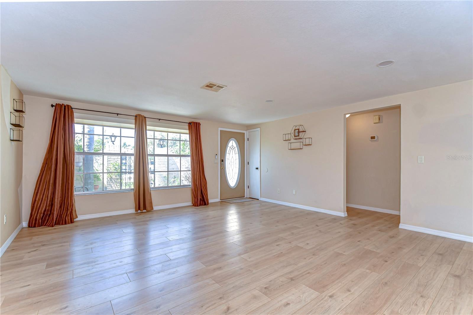 9826 ISLAND HARBOR DR — photo 21