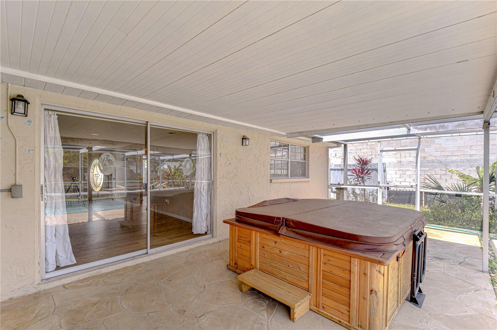 9826 ISLAND HARBOR DR — photo 57