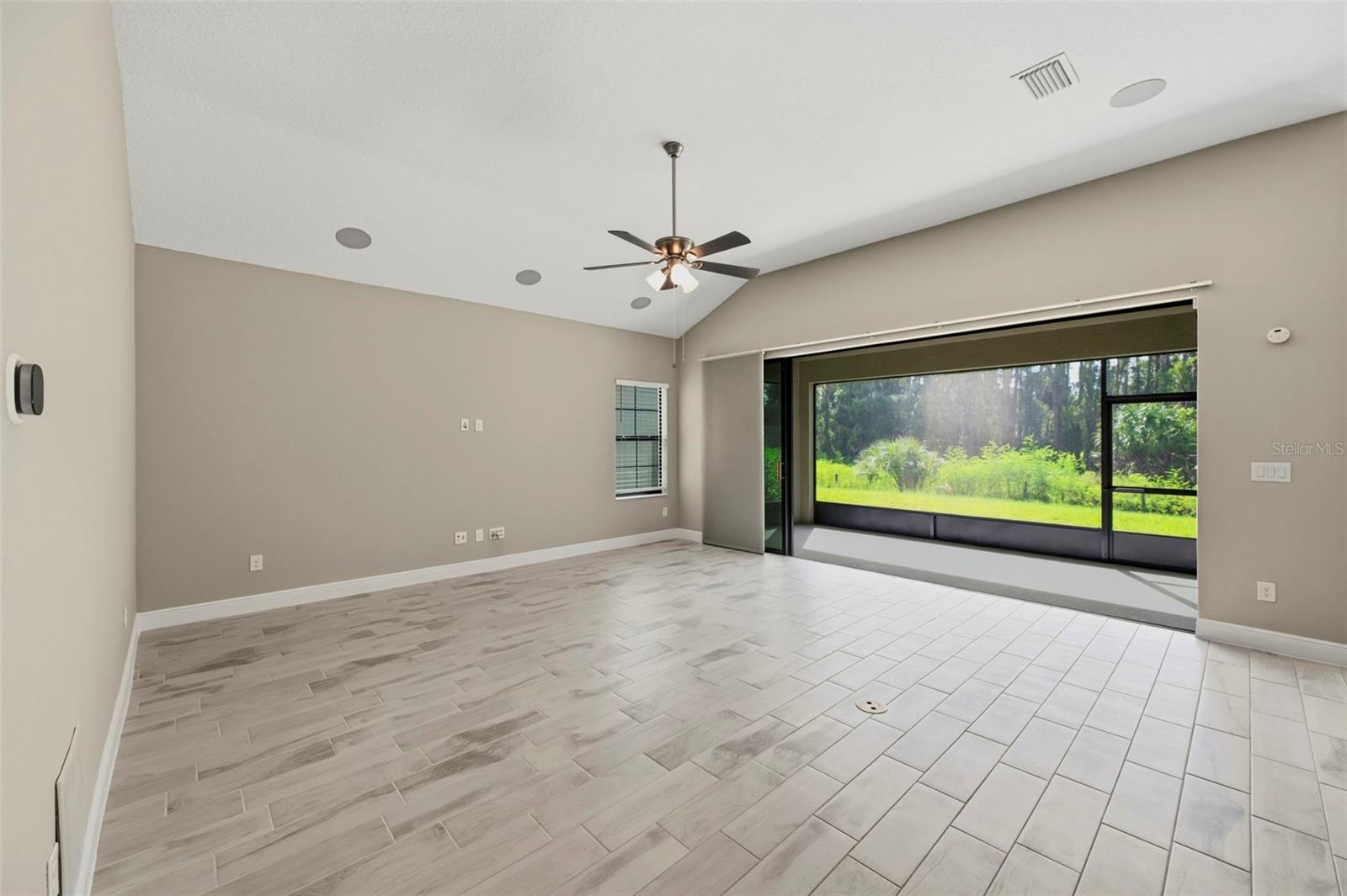 14519 WOODLAND SPUR DR — photo 5