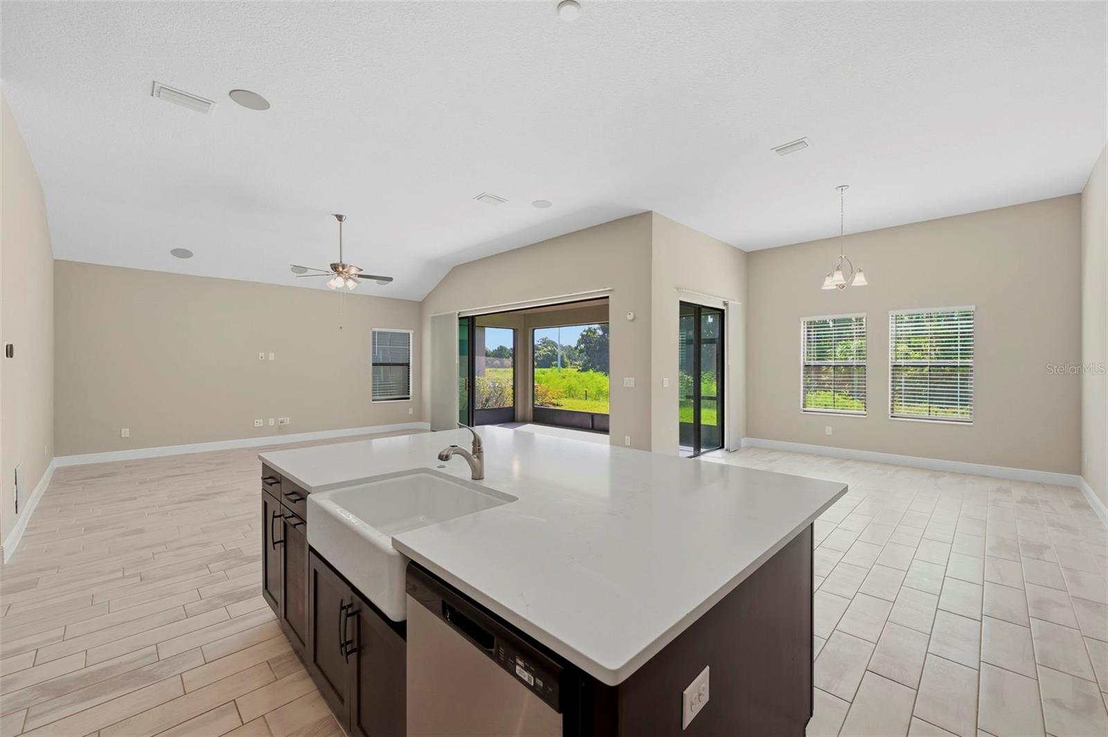 14519 WOODLAND SPUR DR — photo 29