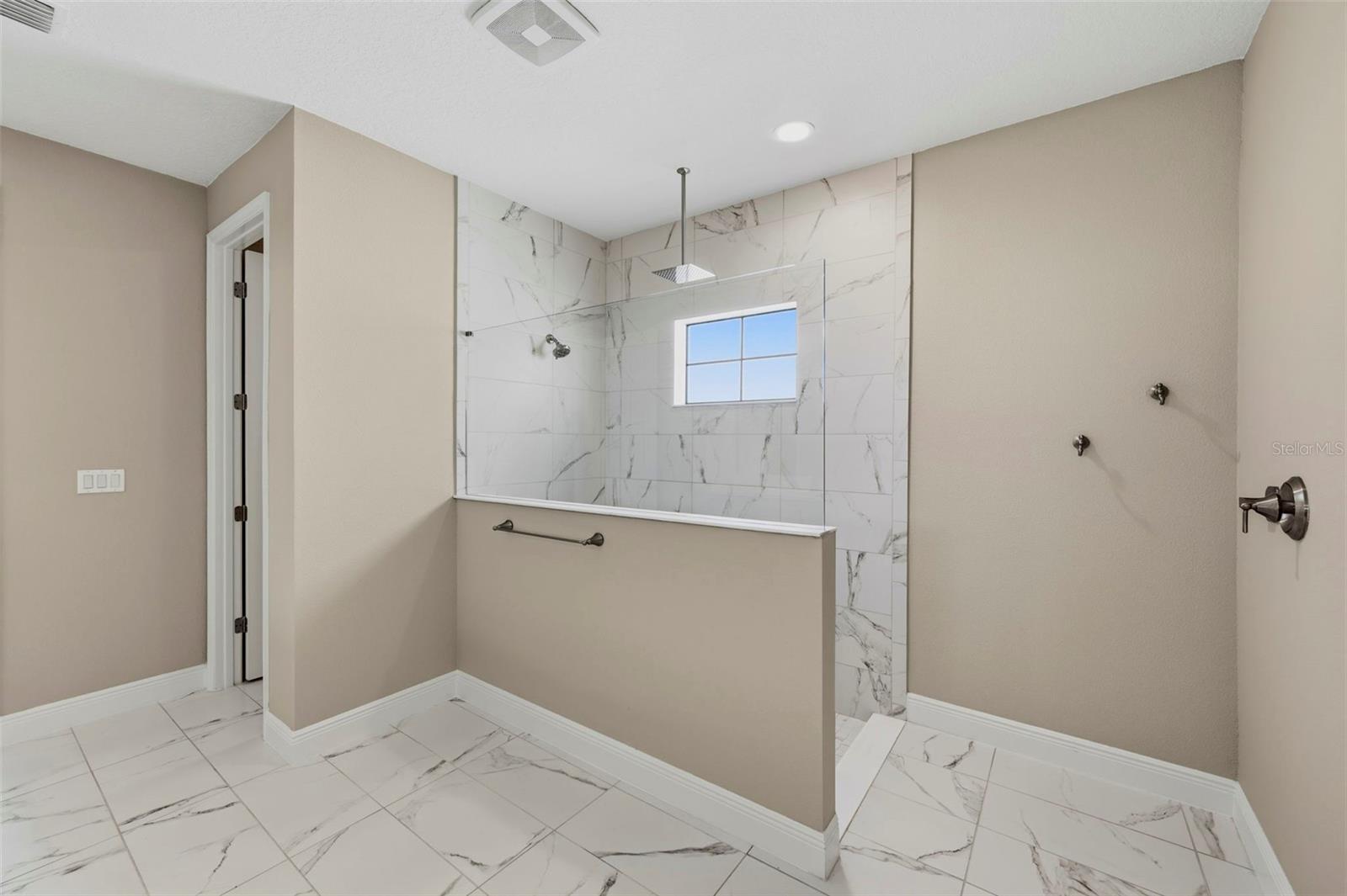 14519 WOODLAND SPUR DR — photo 35