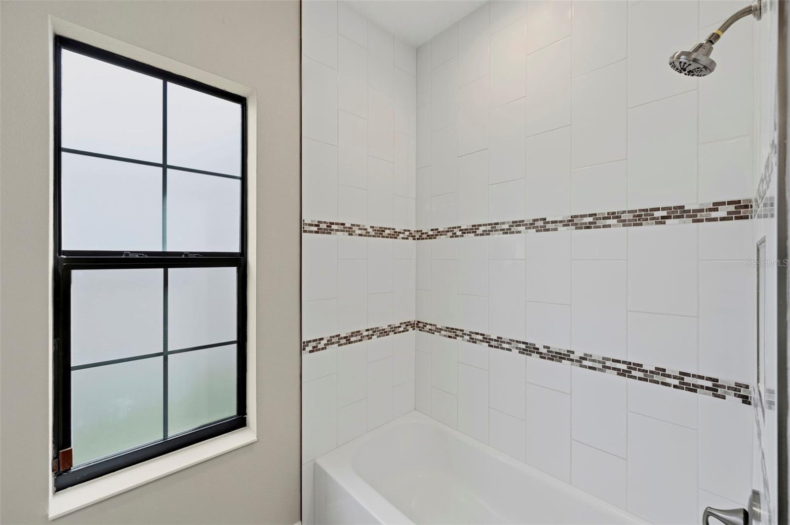 14519 WOODLAND SPUR DR — photo 14