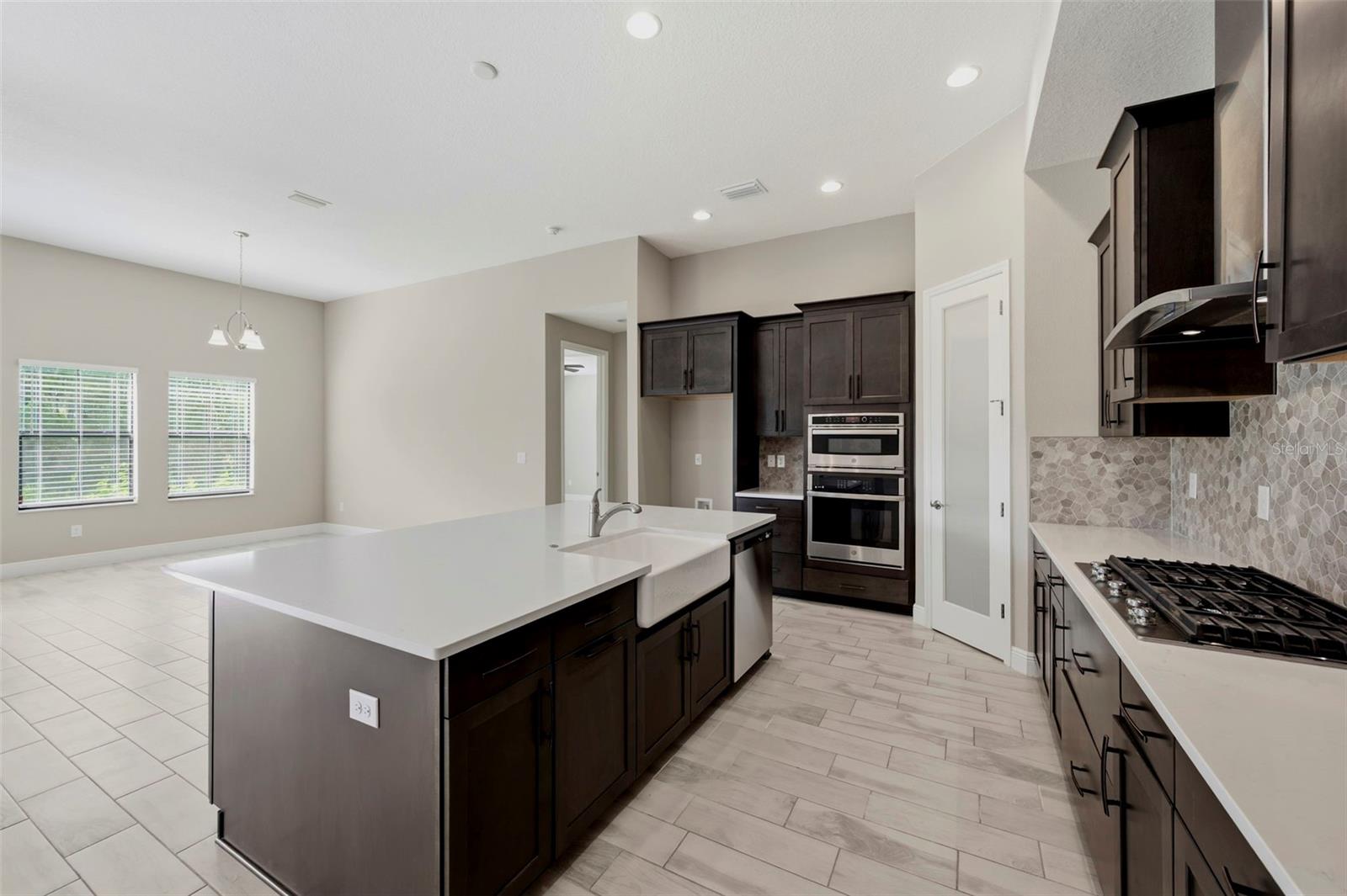 14519 WOODLAND SPUR DR — photo 28