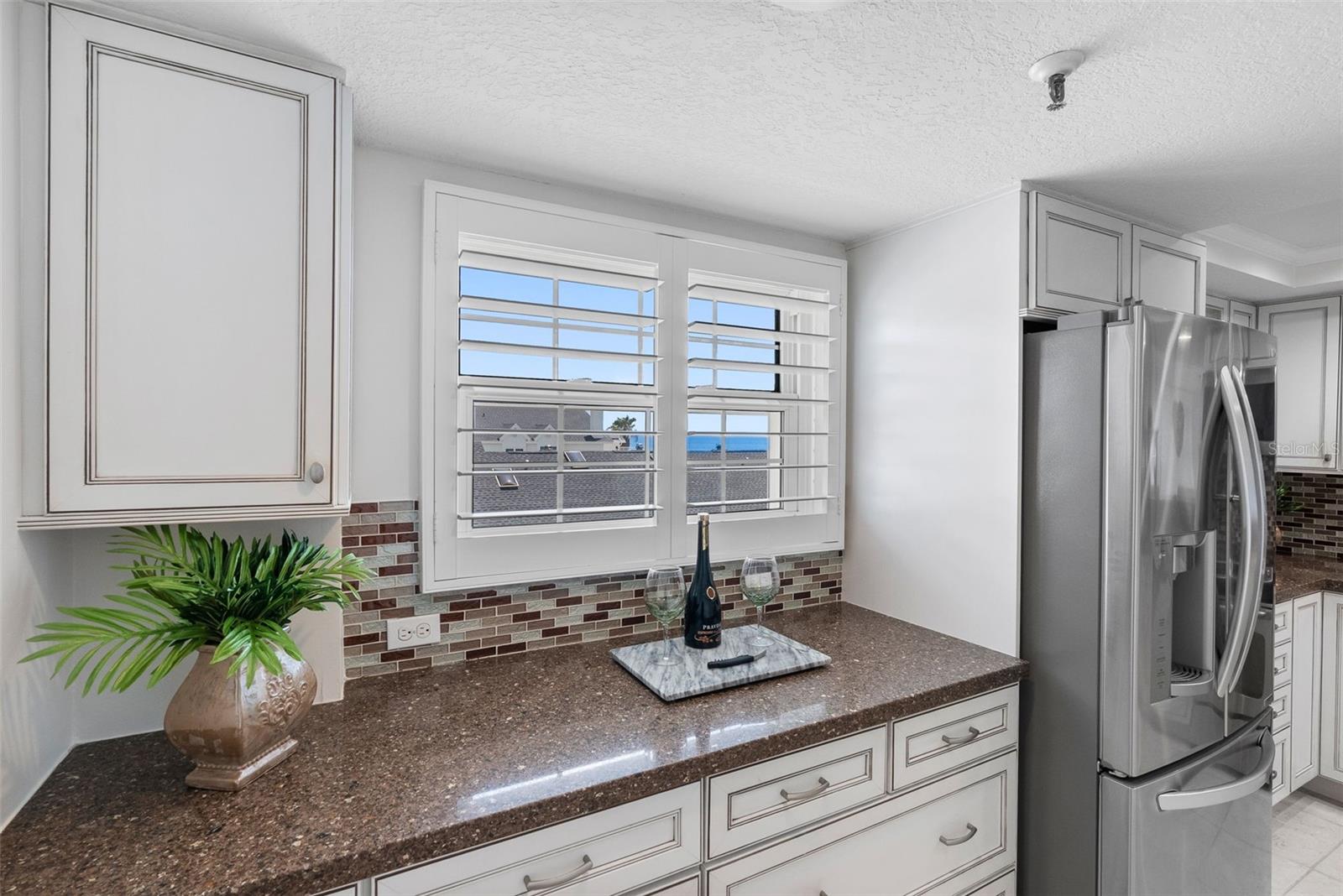 17980 GULF BLVD #401 — photo 15