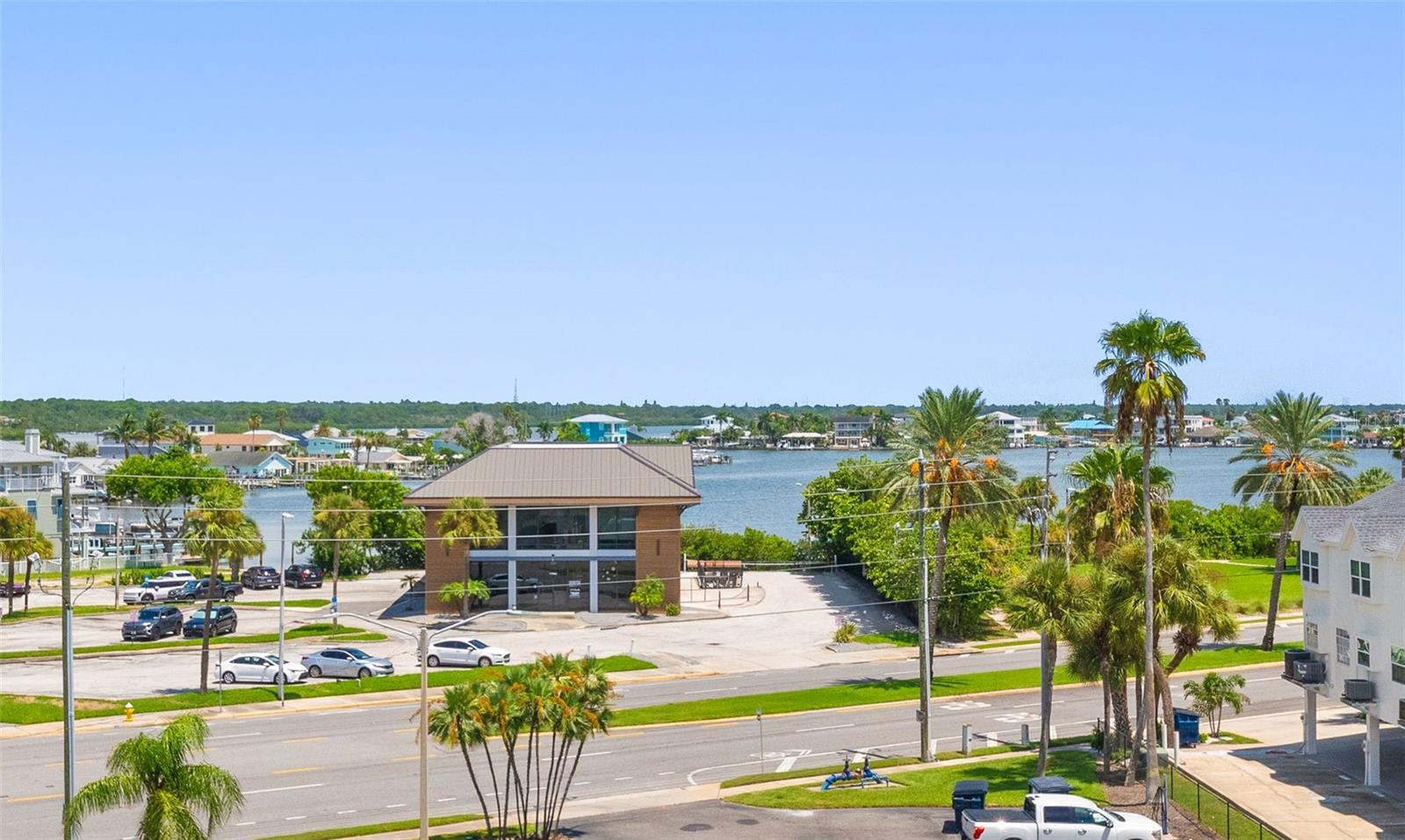 17980 GULF BLVD #401 — photo 22