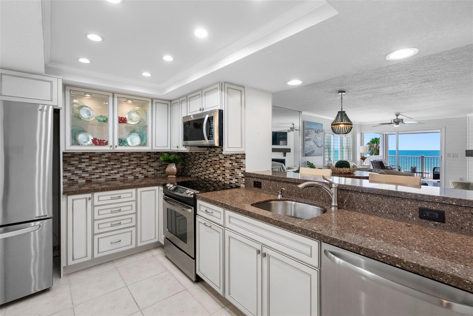 17980 GULF BLVD #401 — photo 12