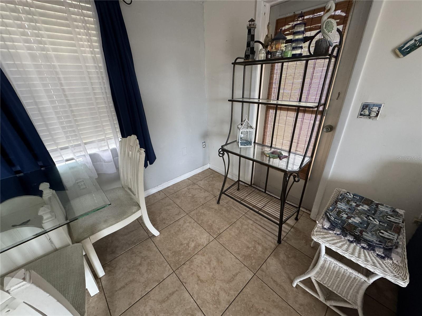 40 W COWLES ST #B — photo 5