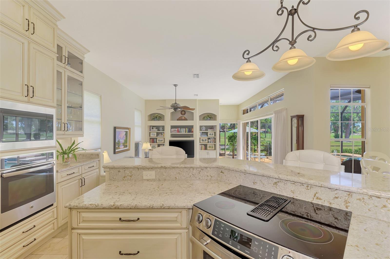 314 STONE BRIAR CREEK DR — photo 33