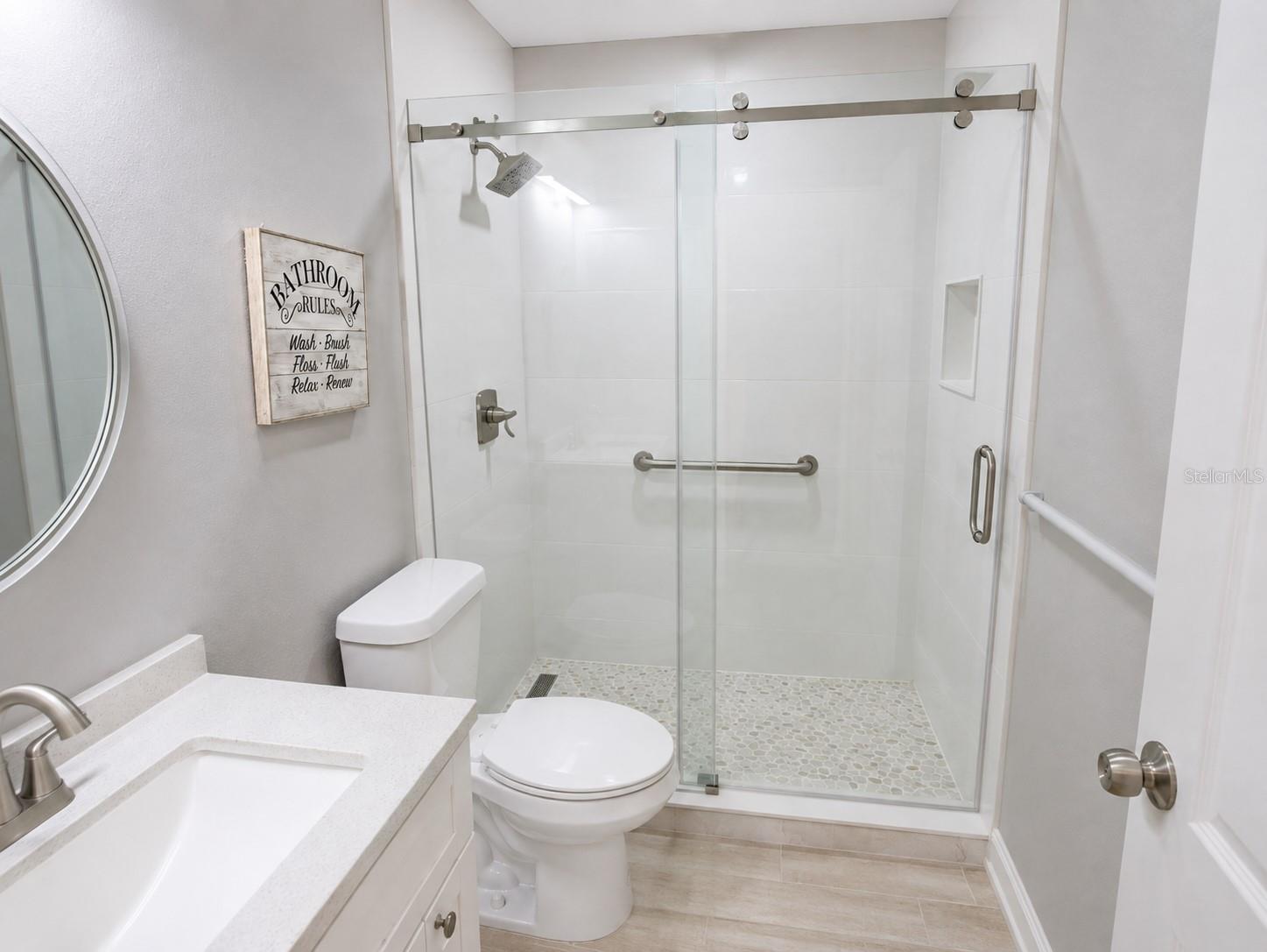 12537 HOLLYBROOK LN — photo 16