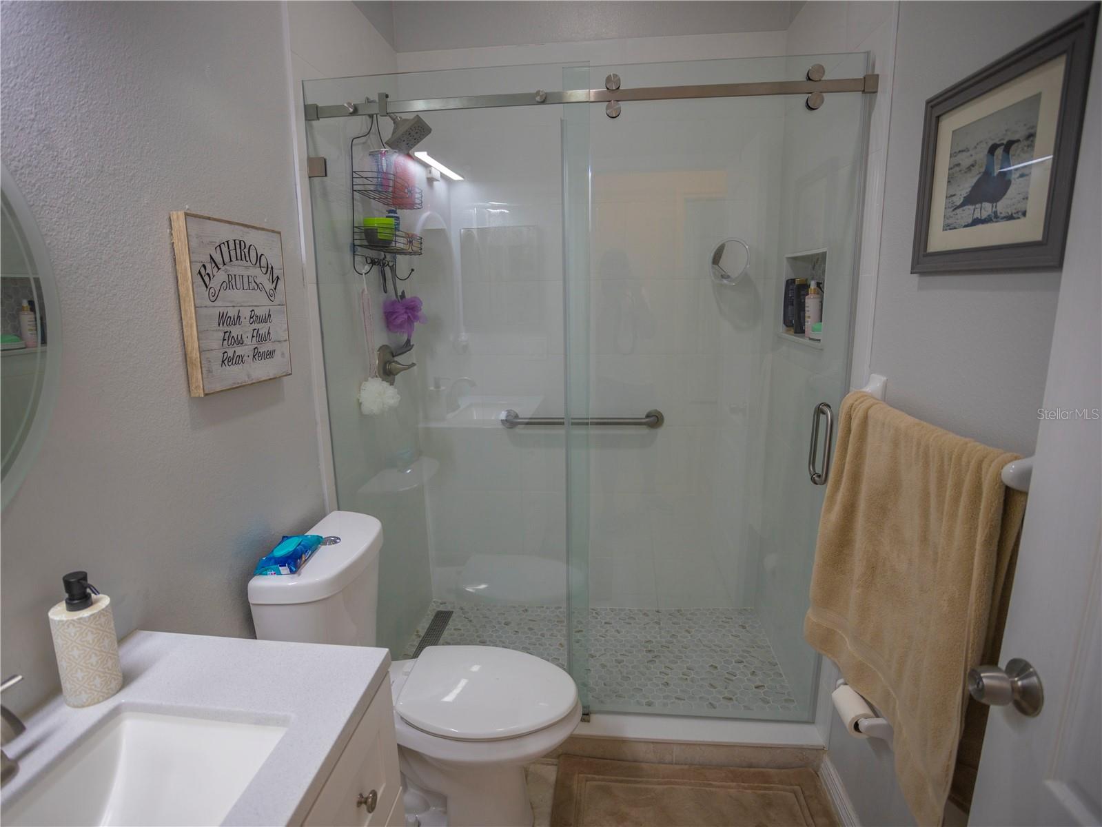 12537 HOLLYBROOK LN — photo 17