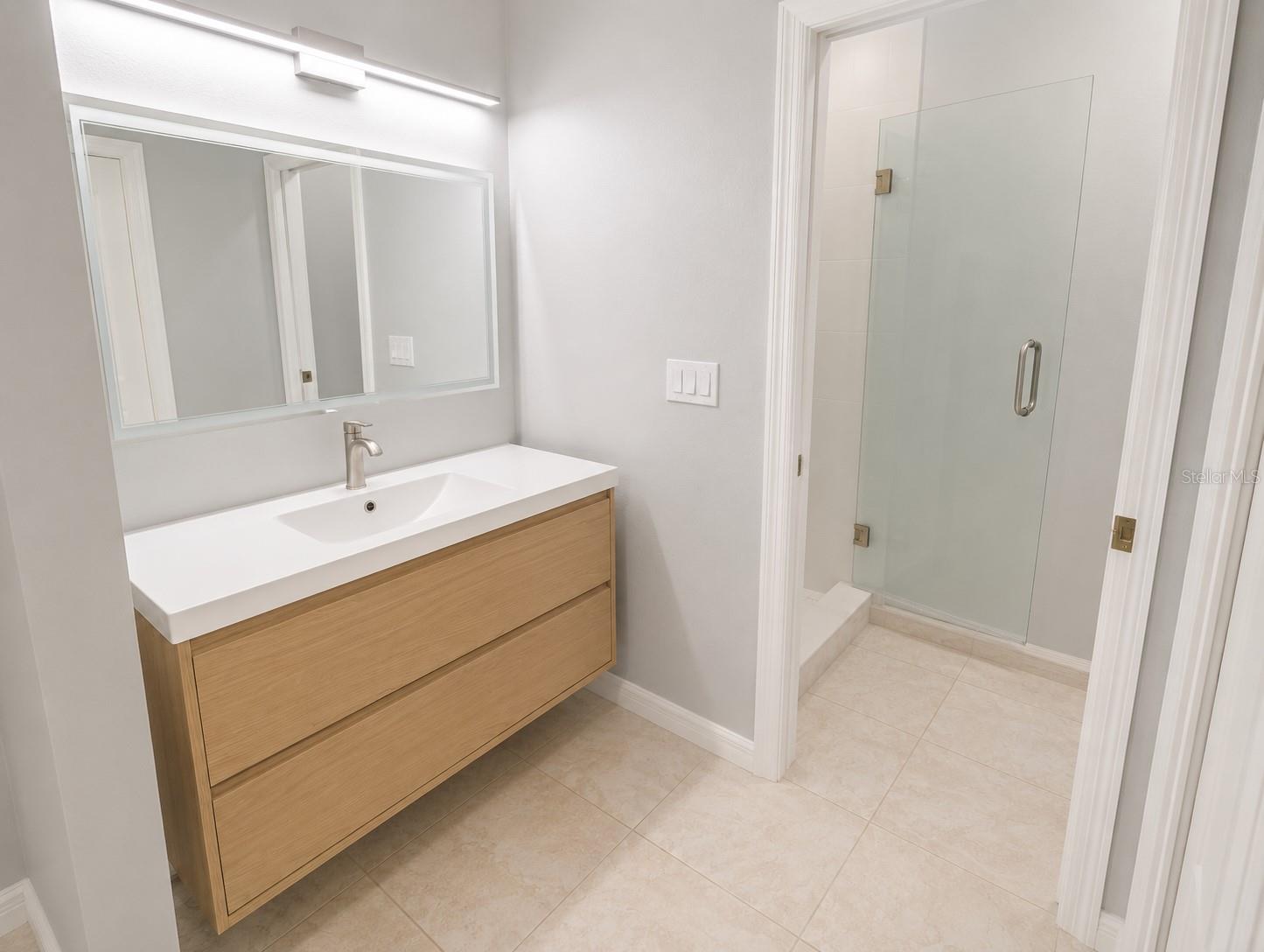 12537 HOLLYBROOK LN — photo 12