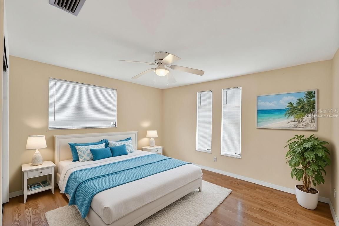 10841 PICCADILLY RD — photo 19
