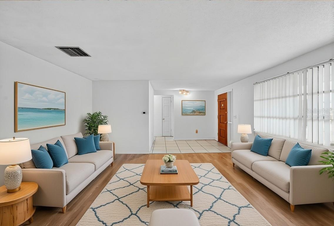 10841 PICCADILLY RD — photo 7