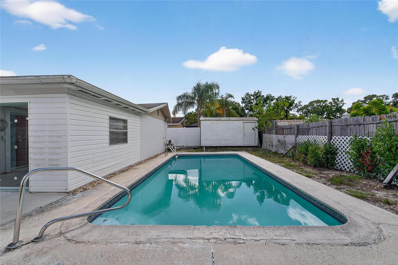 10841 PICCADILLY RD — photo 30