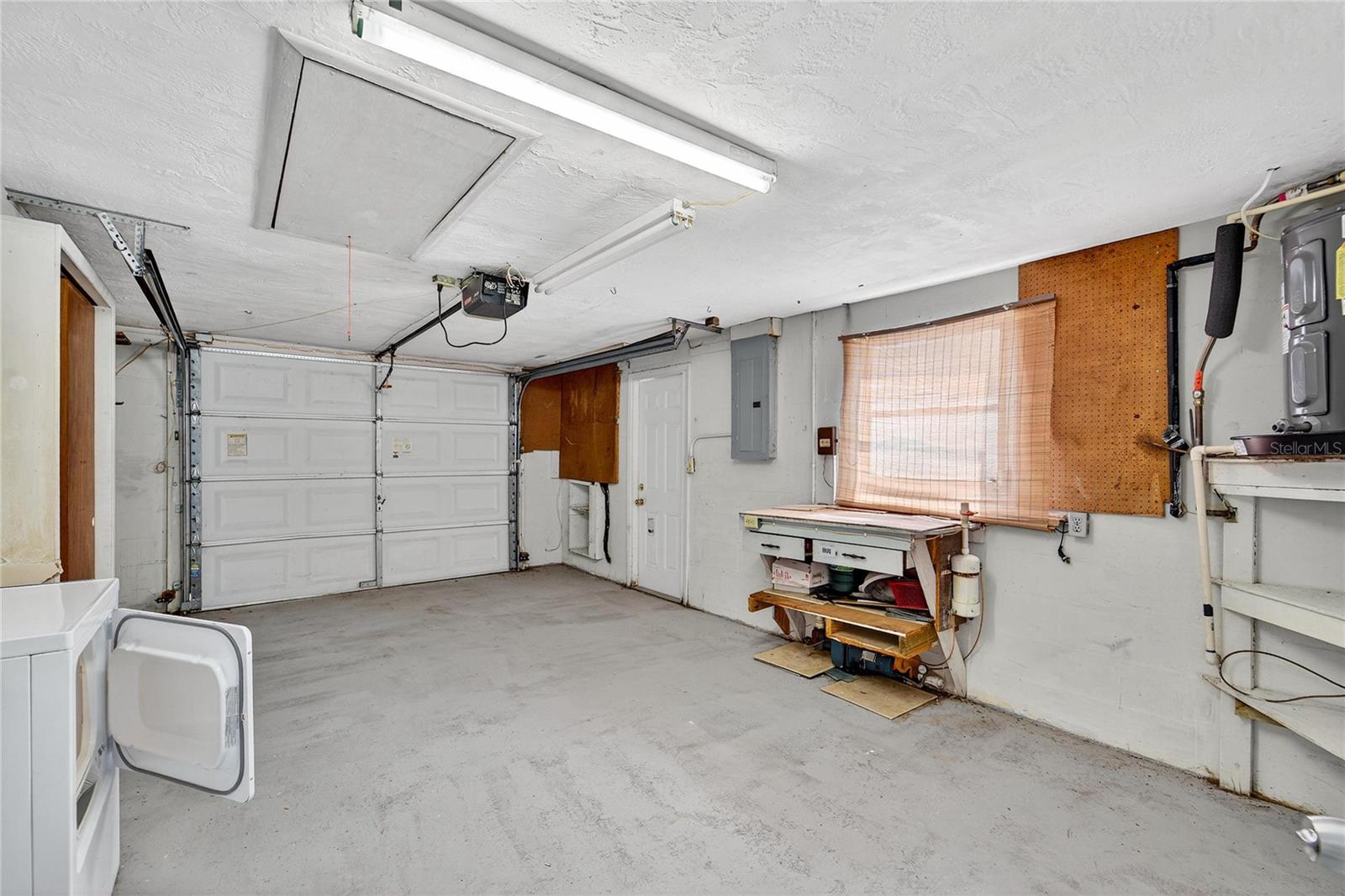 10841 PICCADILLY RD — photo 33