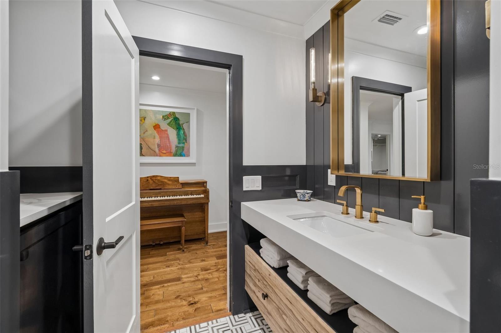 2807 W FOUNTAIN BLVD — photo 39
