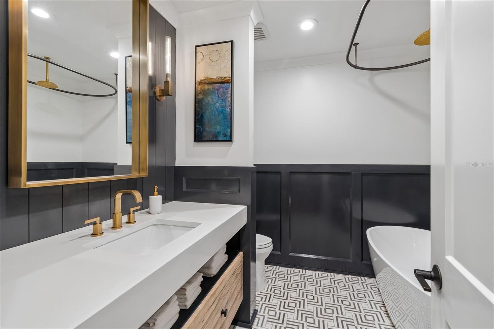 2807 W FOUNTAIN BLVD — photo 38