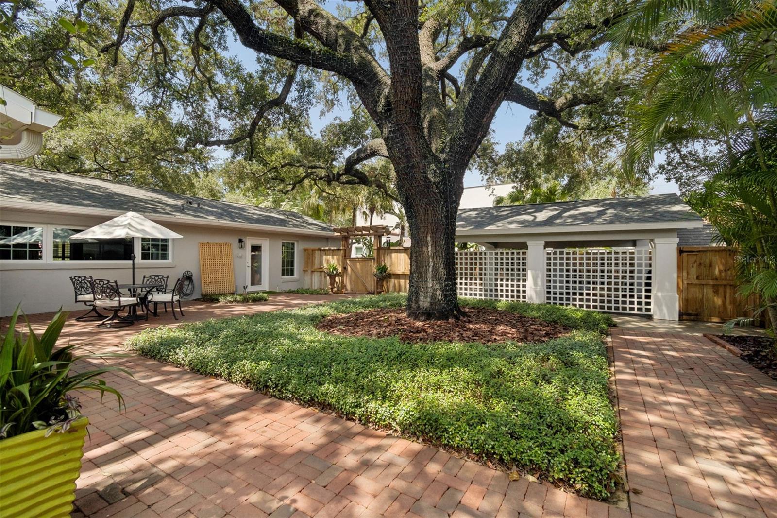 2807 W FOUNTAIN BLVD — photo 48