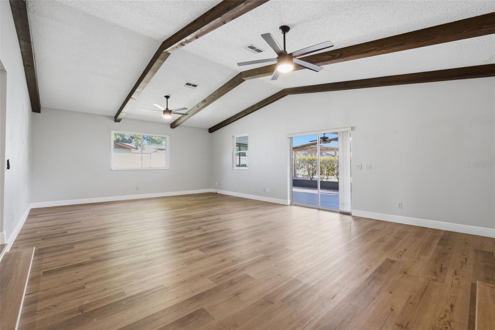 613 PINE FOREST DR — photo 13