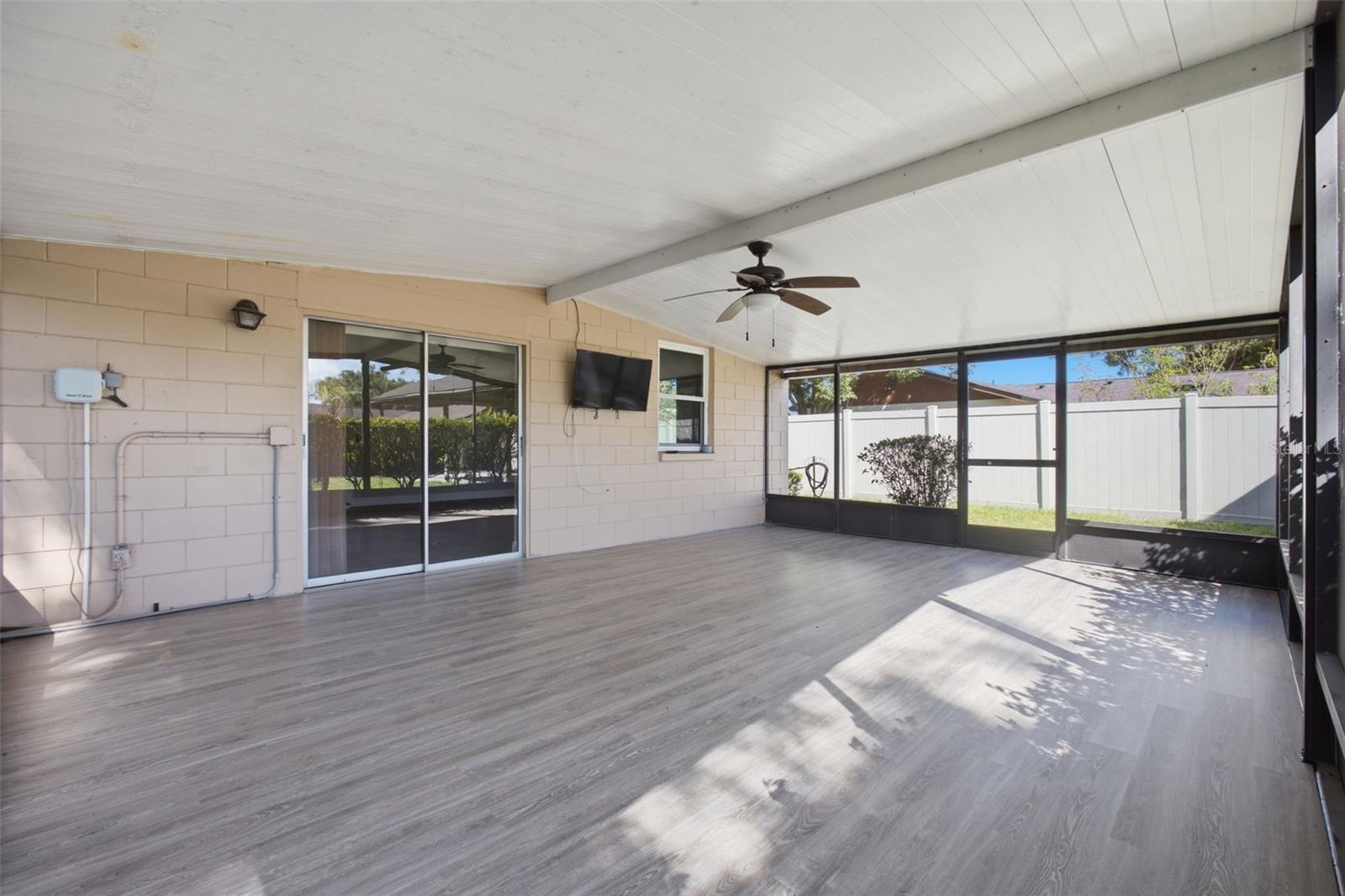 613 PINE FOREST DR — photo 25