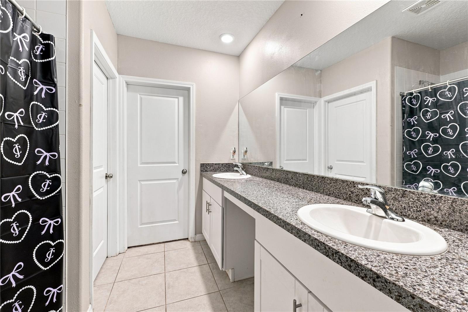 10202 HAPPY HEART AVE — photo 32