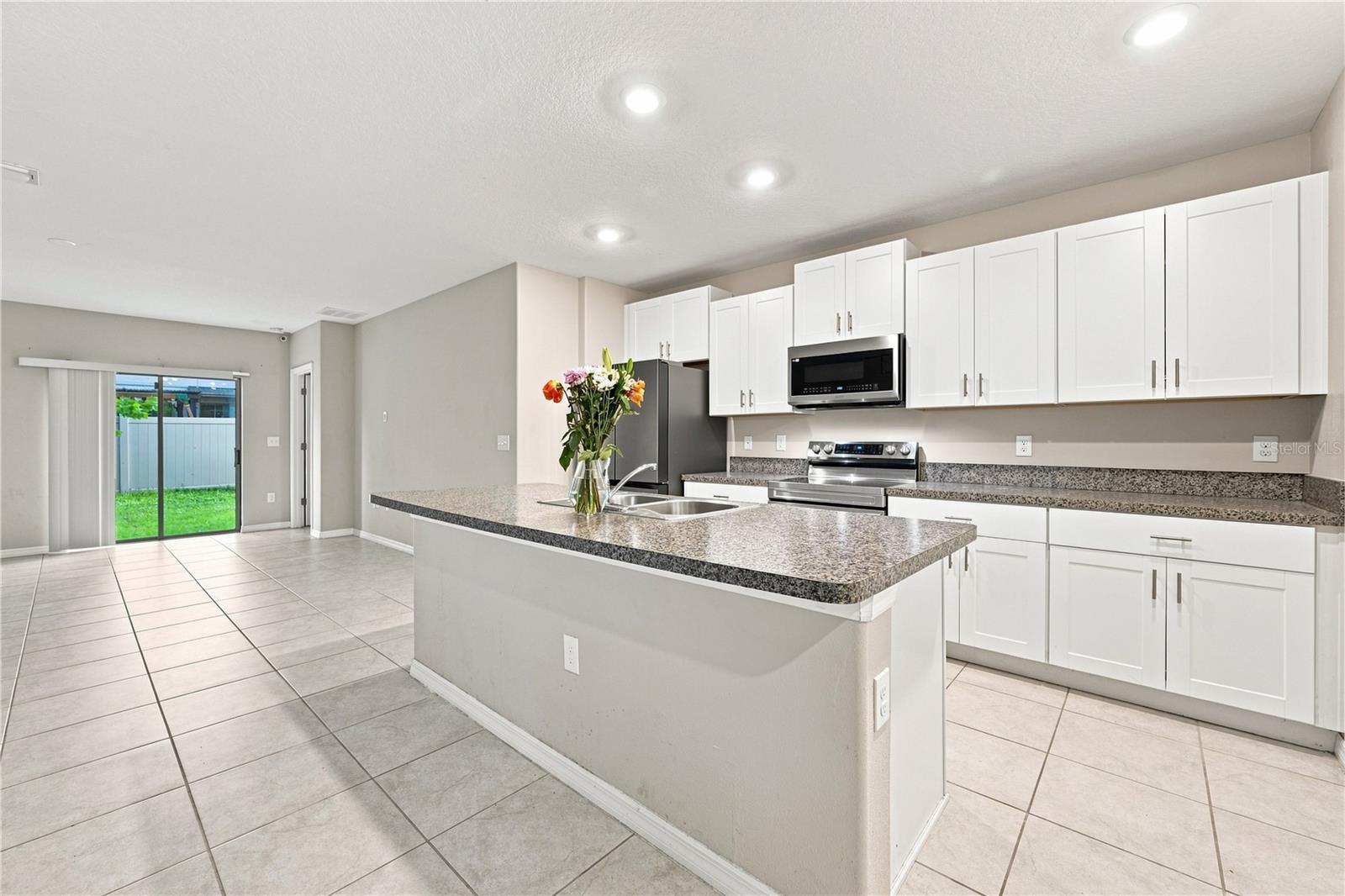 10202 HAPPY HEART AVE — photo 28