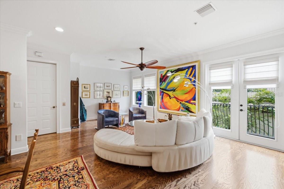 114 E DAVIS BLVD #8 — photo 9