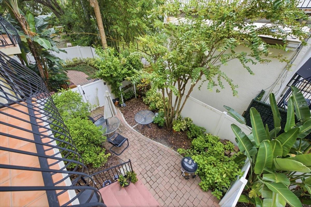 114 E DAVIS BLVD #8 — photo 15
